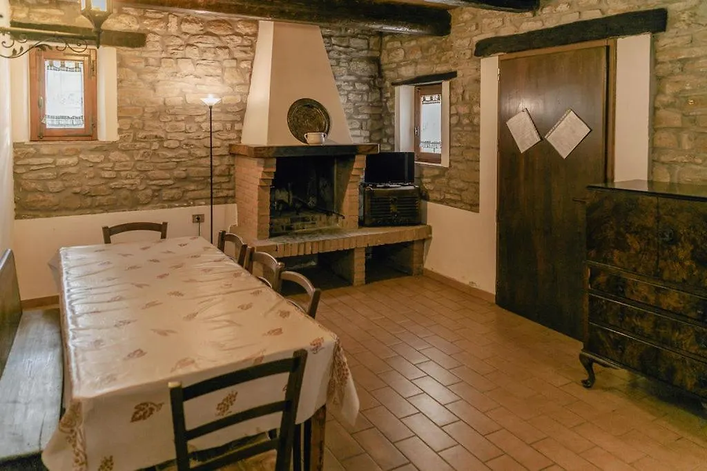 Le Fontanelle Apartment Castel del Rio